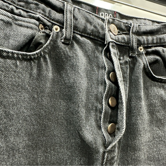 BDG Jeans Women Size 26 Relaxed Straight Leg Denim Washed Black Button Fly Urban - Picture 4 of 9